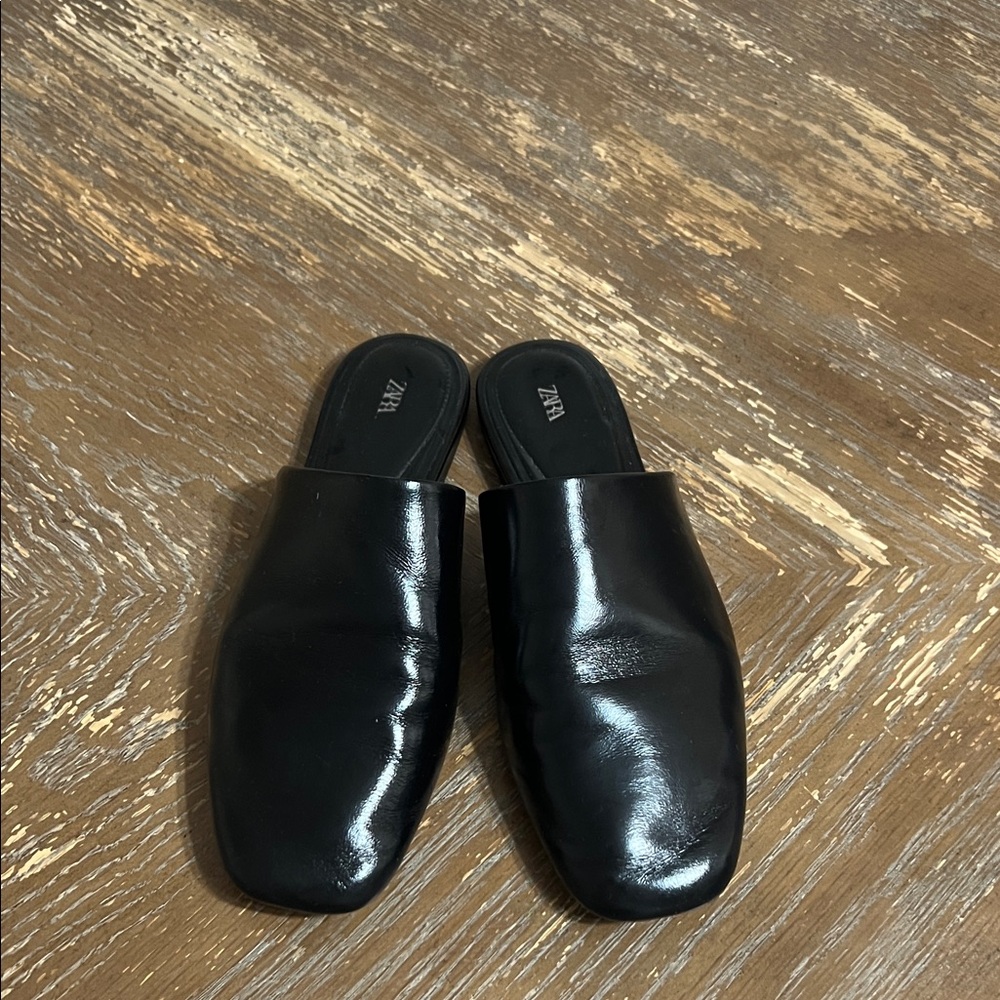Zara Black Leather Mules